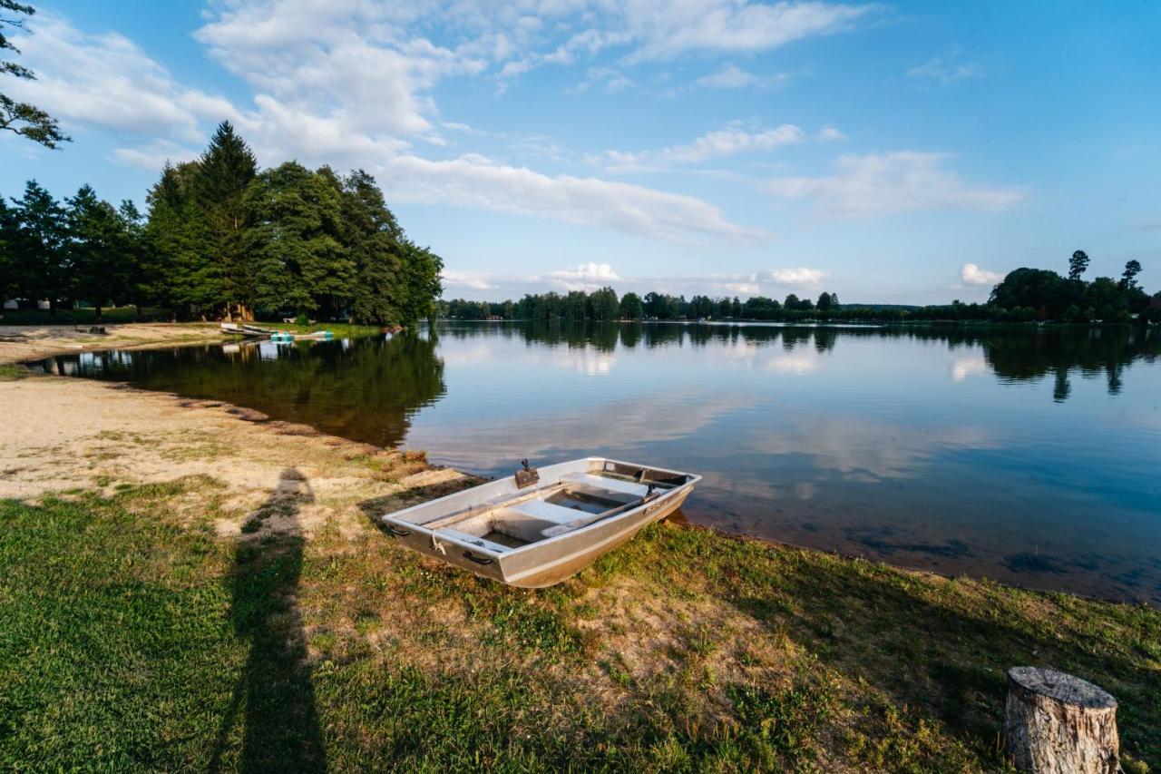 Resort Lesak Chlum u Trebone Exterior photo